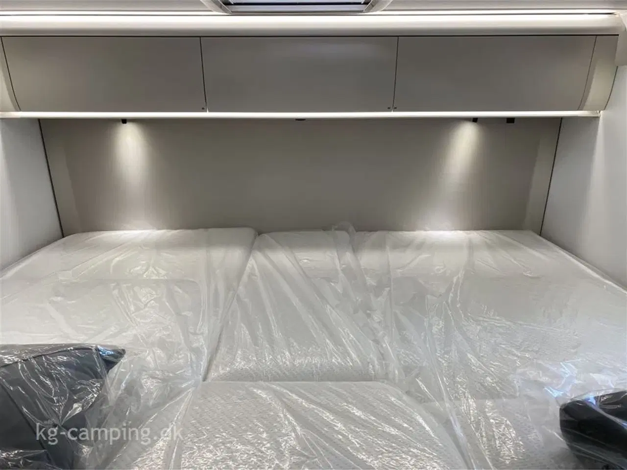 Billede 6 - 2023 - Adria Coral AXESS 650 DL   NY Adria Coral Axess 650 – 2023 | Moderne, Rummelig og Køreklar!