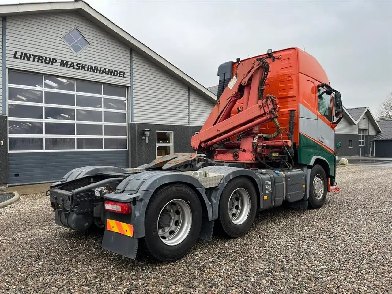 Billede 12 - Volvo FH 500 6x4 med tandemløft og aftagelig HMF 1150 kran+ 2 strengs hydraulik