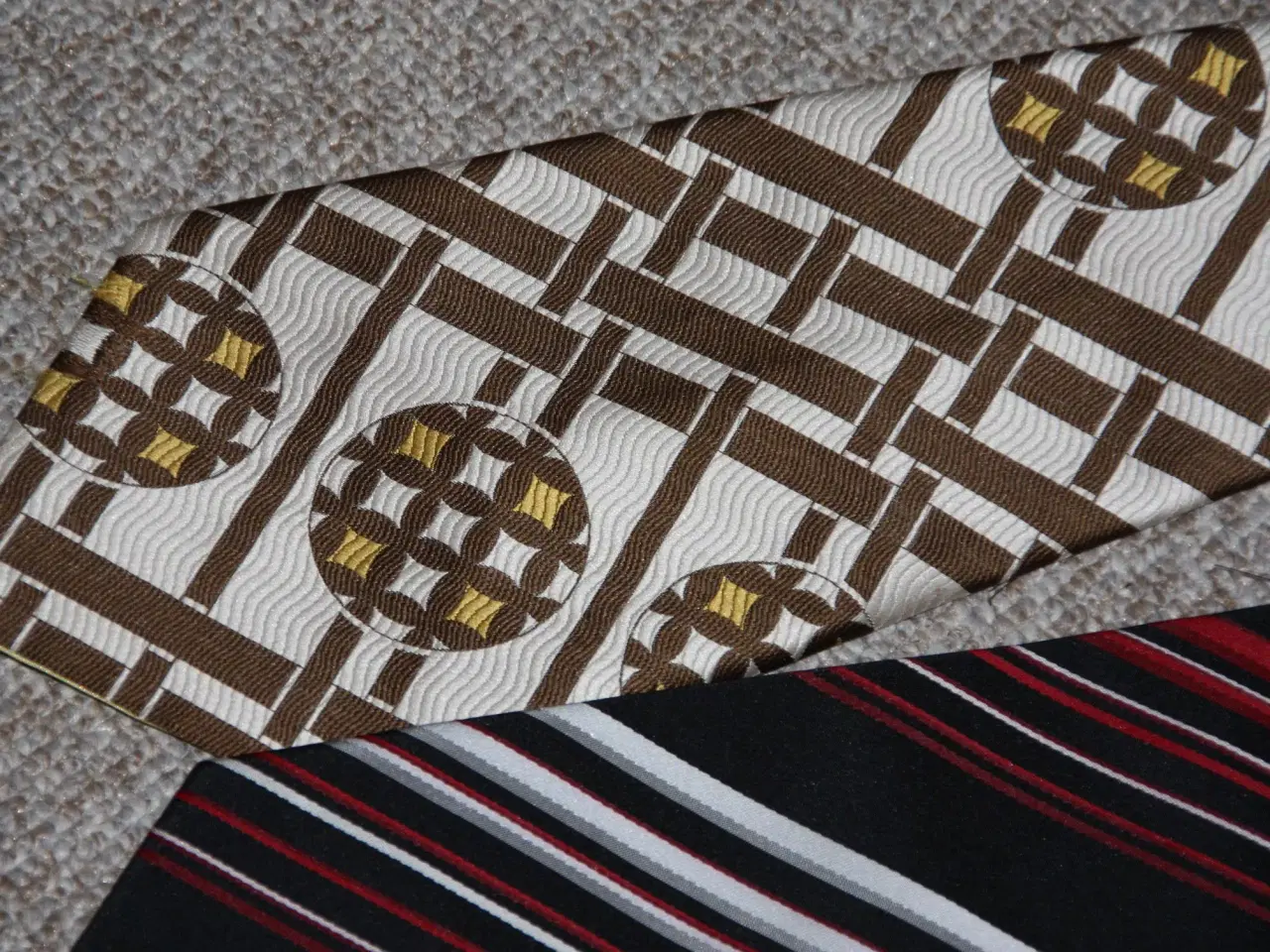 Billede 2 - Retro slips fra 60'erne stk.pris - 50 kr
