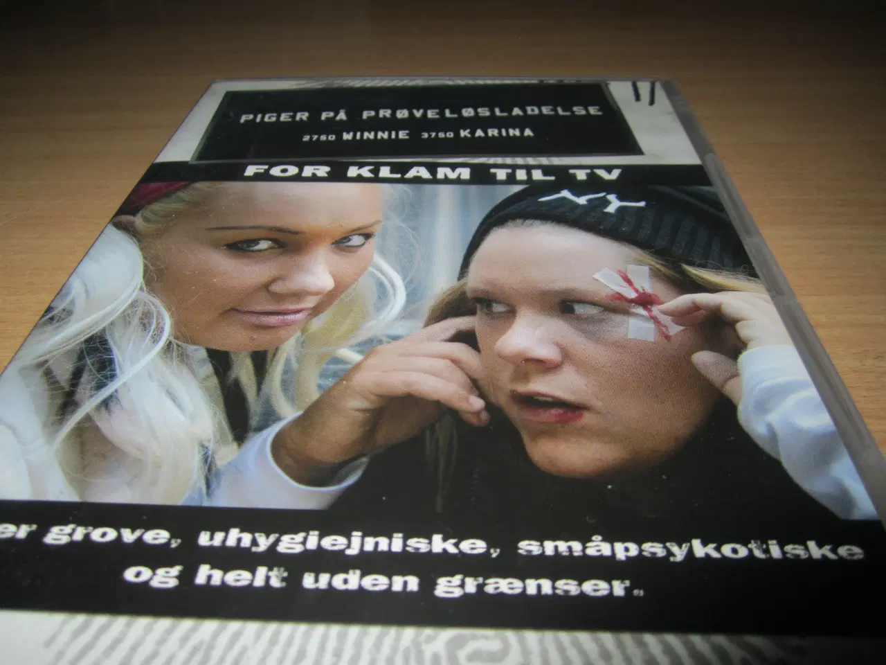 Billede 1 - PIGER PÅ PRØVELØSLADELSE.