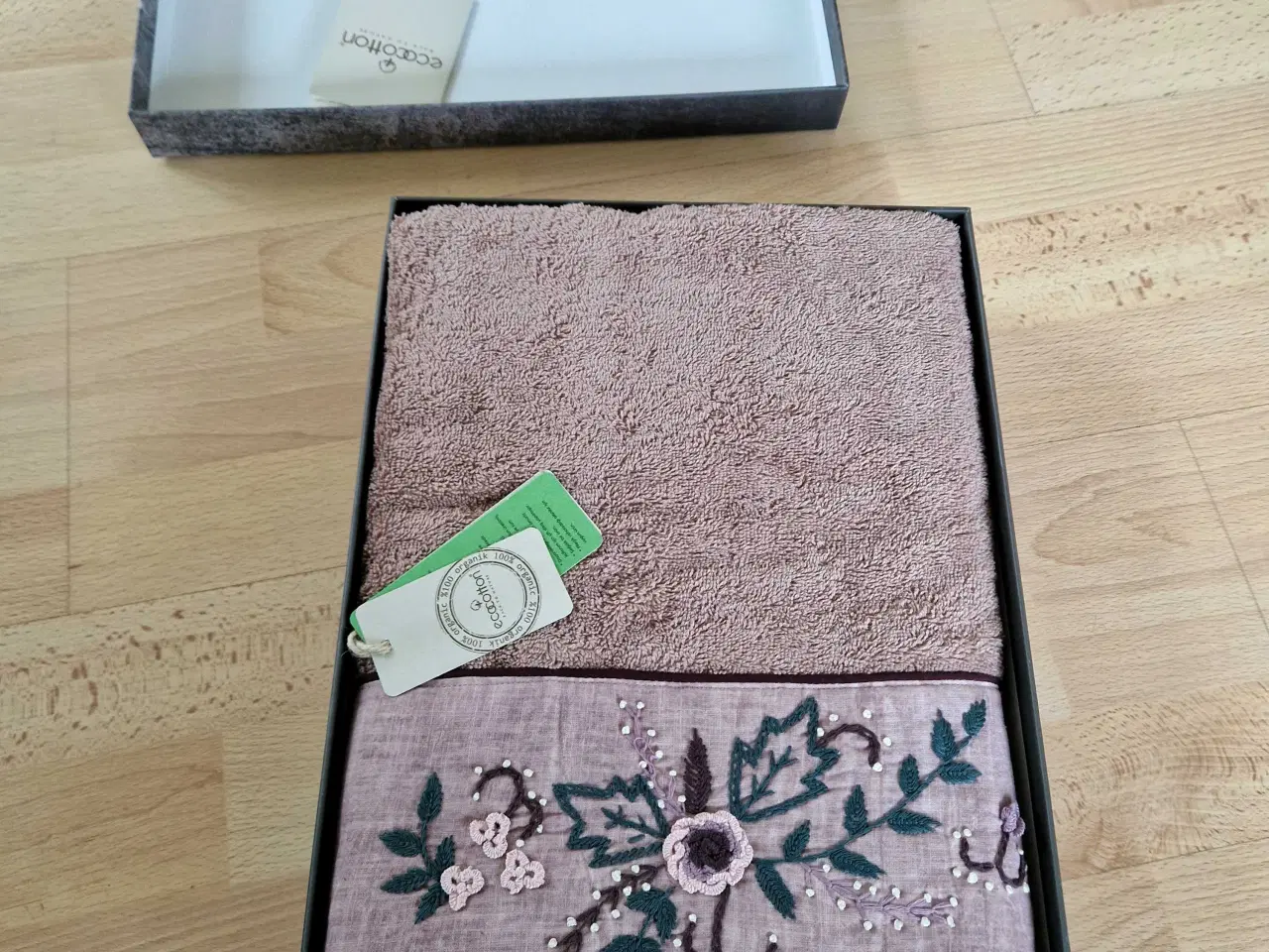 Billede 1 - Flot nyt økologisk økologisk håndklædesæt 