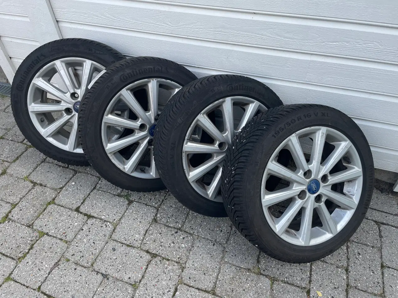 Billede 1 - HELÅRSDÆK FORD FIESTA