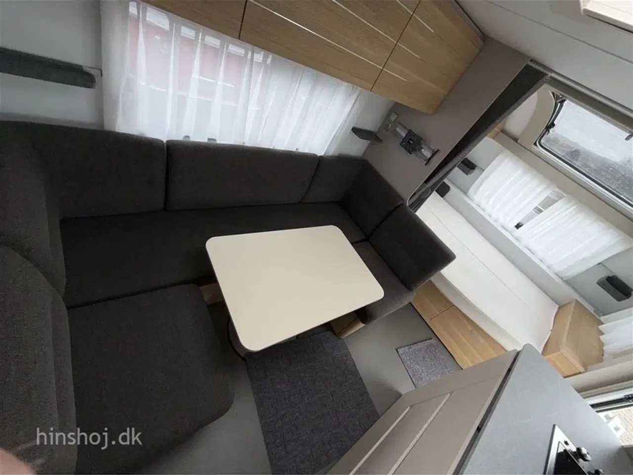 Billede 4 - 2021 - Adria Adora 673 PK Twin   Lækker famillie vogn med  køje med dobbeltseng fra Hinshøj Caravan