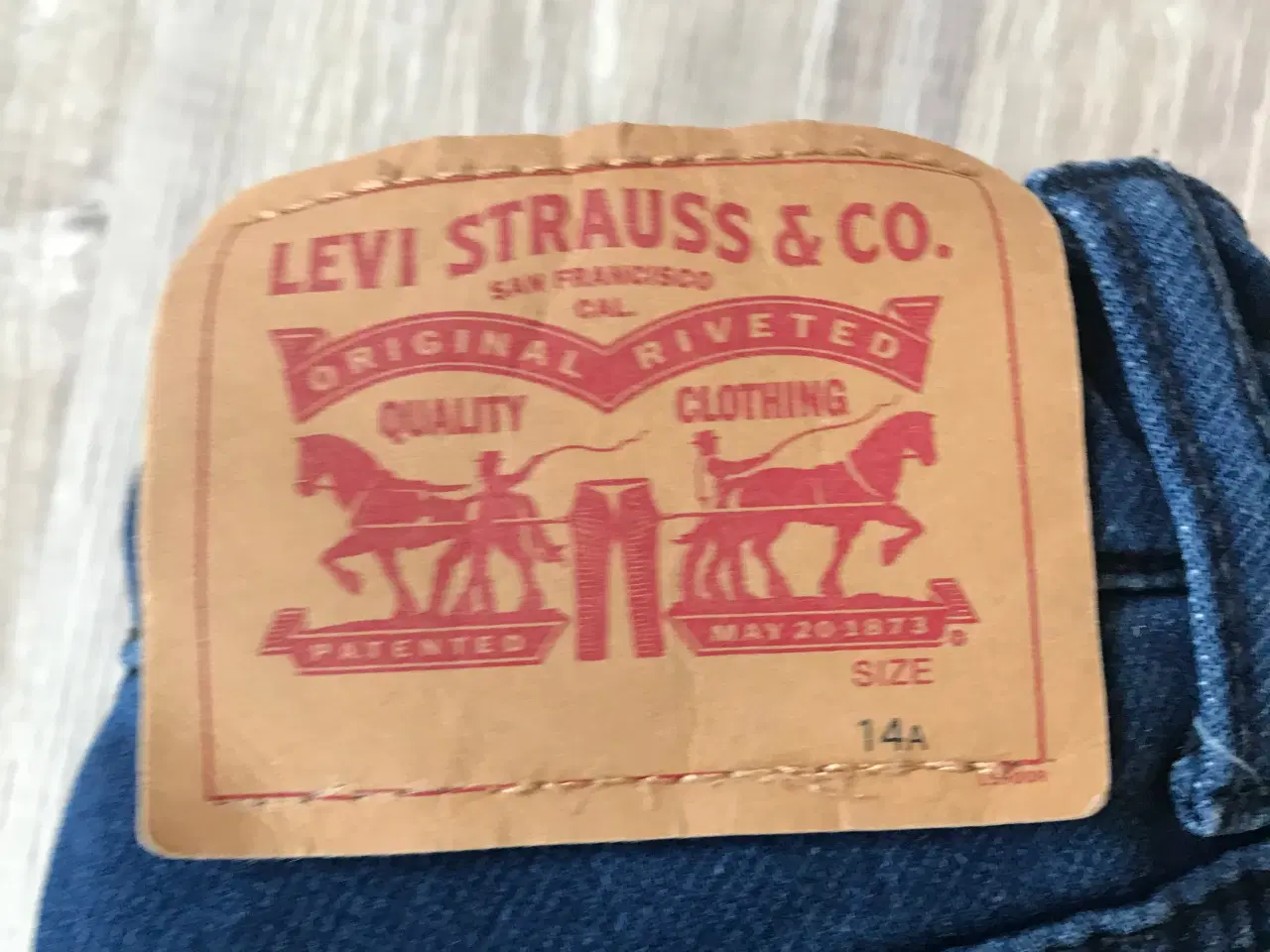Billede 2 - Levis jeans til dreng størrelse 164