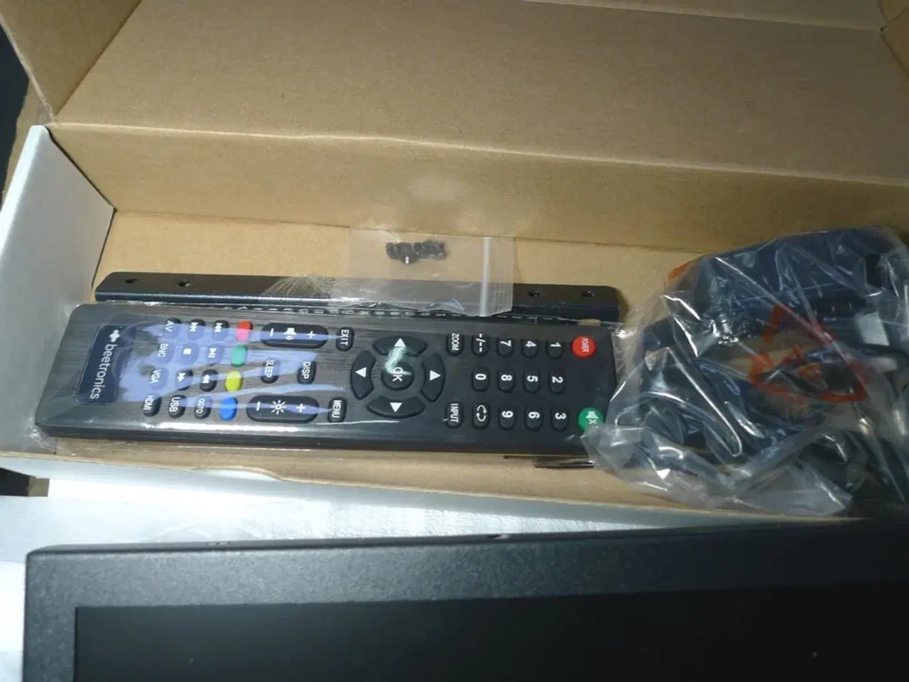 Billede 4 - 3 stk. små monitorskærme, 26, 24,5 og 47cm