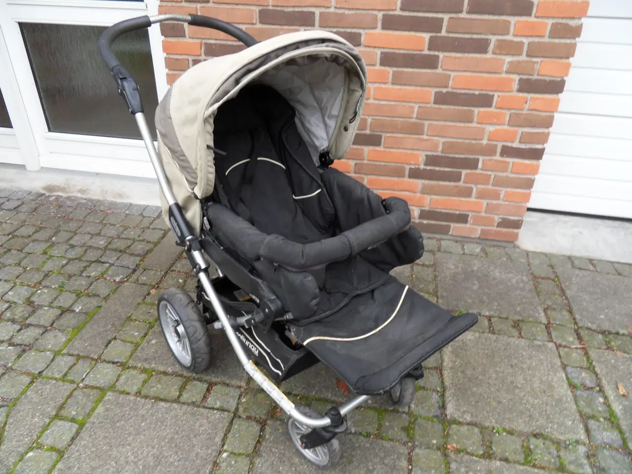 Billede 2 - KLAPVOGN - EMMALJUNGA SOM NY