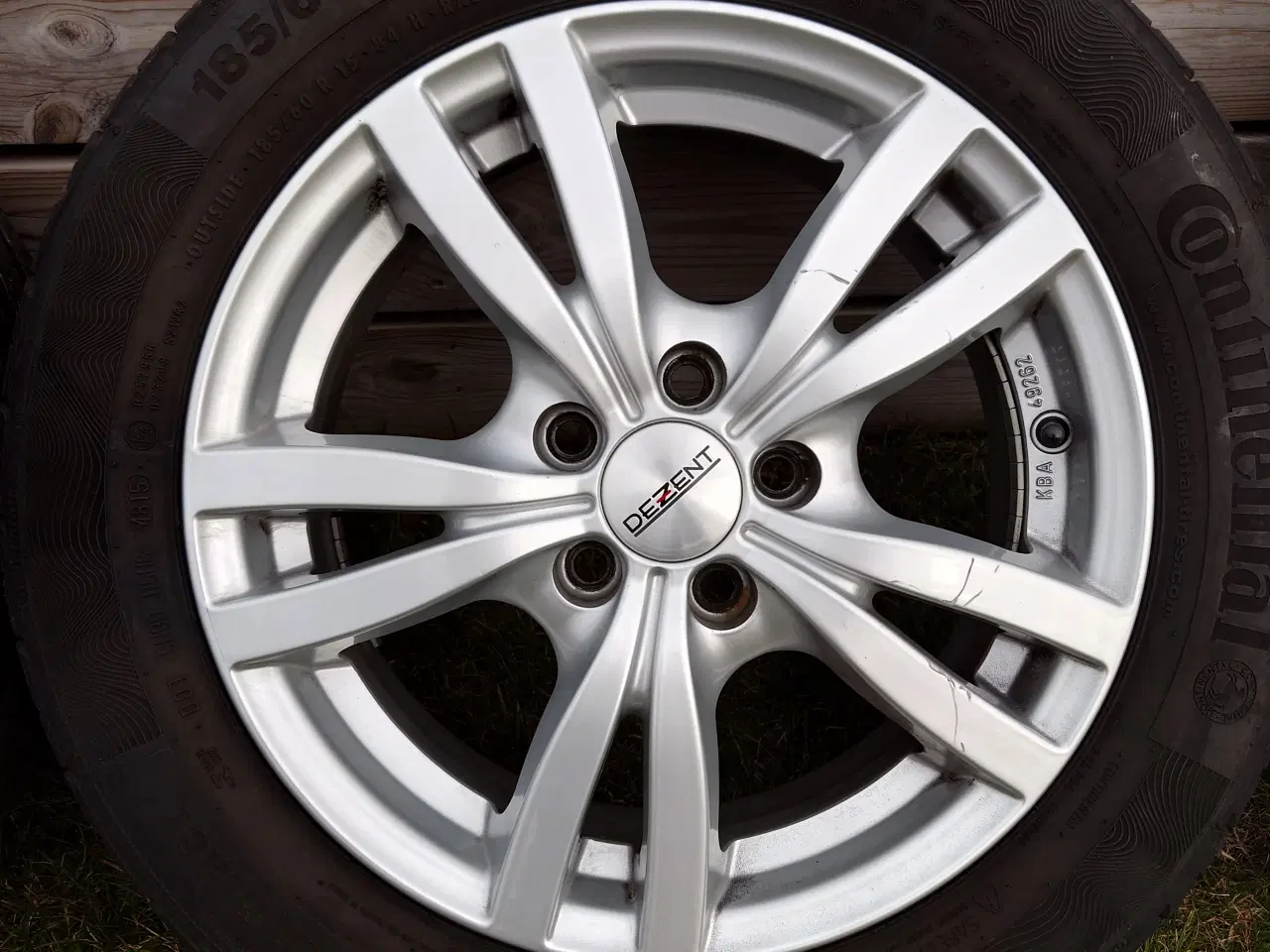 Billede 3 - Dezent TC Silver alufælge med Conti dæk