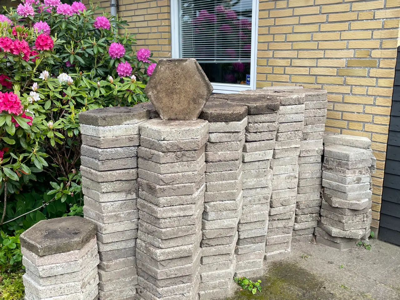Billede 1 - Havefliser 6 kantede
