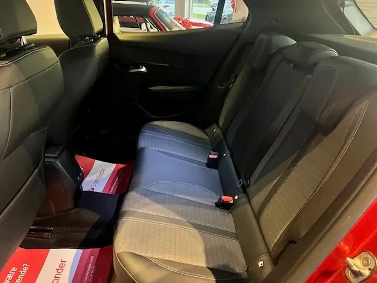 Billede 22 - Peugeot 2008 1,2 PureTech Sportium EAT8 130HK 5d 8g Aut.