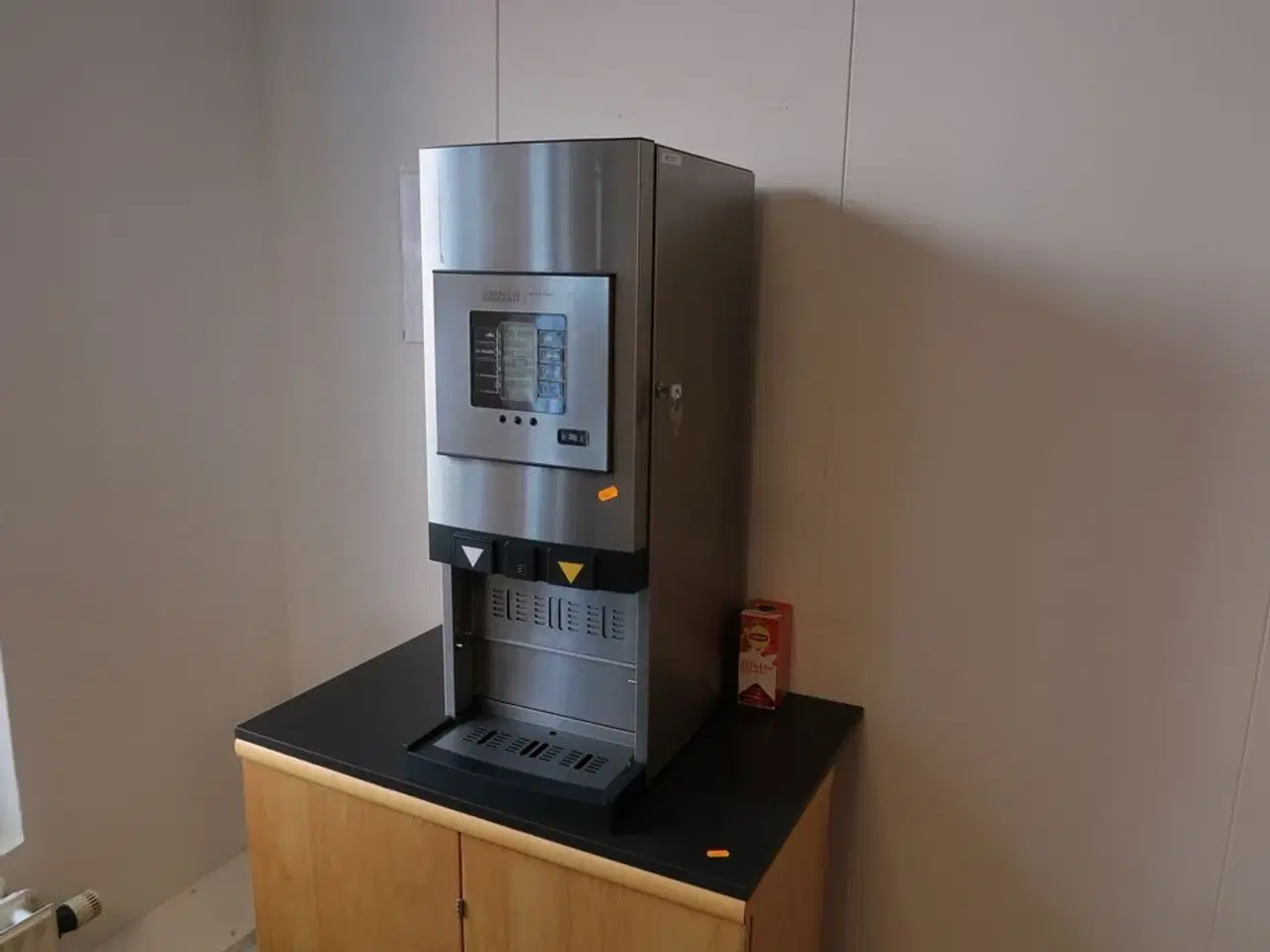 Billede 2 - Kaffemaskine BRAVILOR BONAMAT Bolero Turbo samt skab