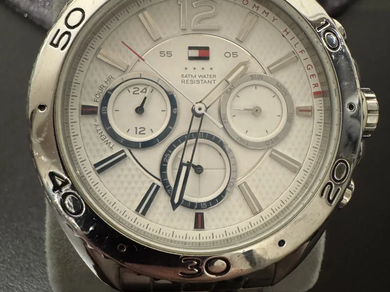 Billede 3 - Eksklusiv, klassisk og smart ur Ø46