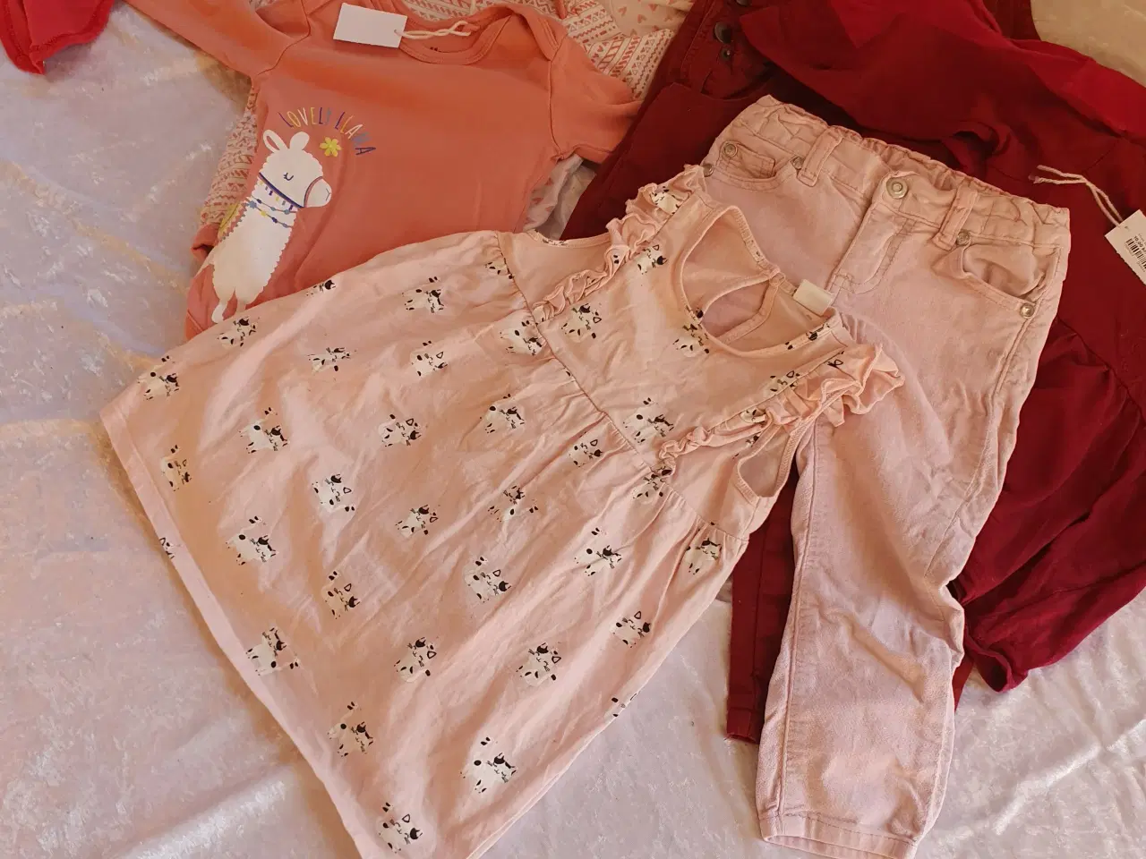 Billede 4 - Tøjpakke med 14 str. pige tøj