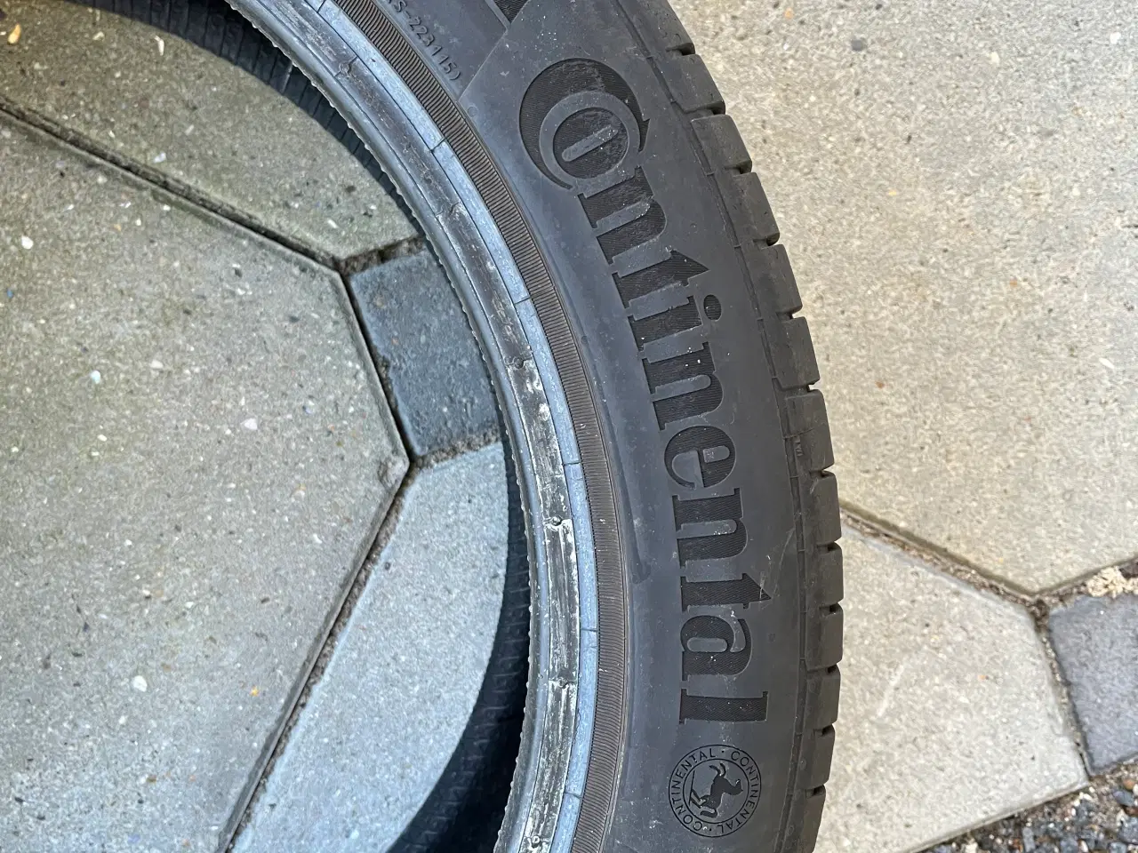 Billede 3 - Continental sommerdæk 245/45R19 Y