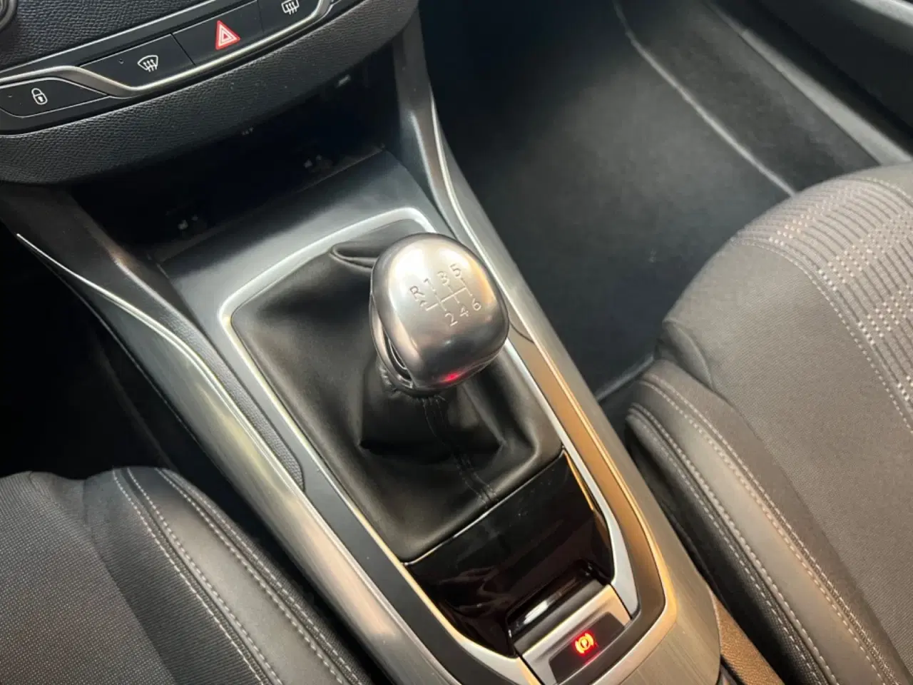 Billede 10 - Peugeot 308 1,6 BlueHDi 120 Selection Sky SW