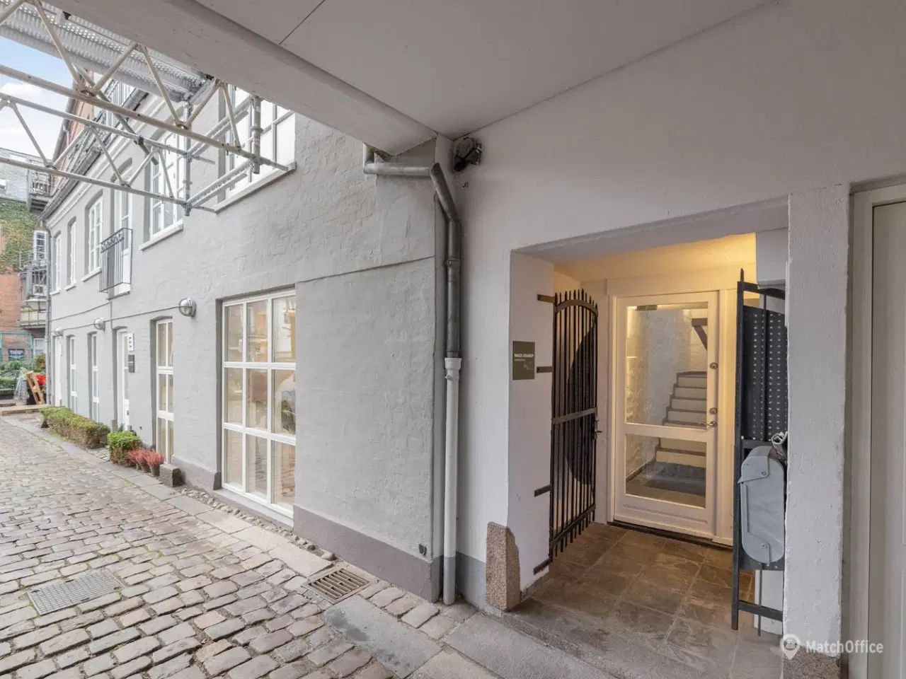 Billede 1 - Stemningsfuldt lejemål i historisk ejendom