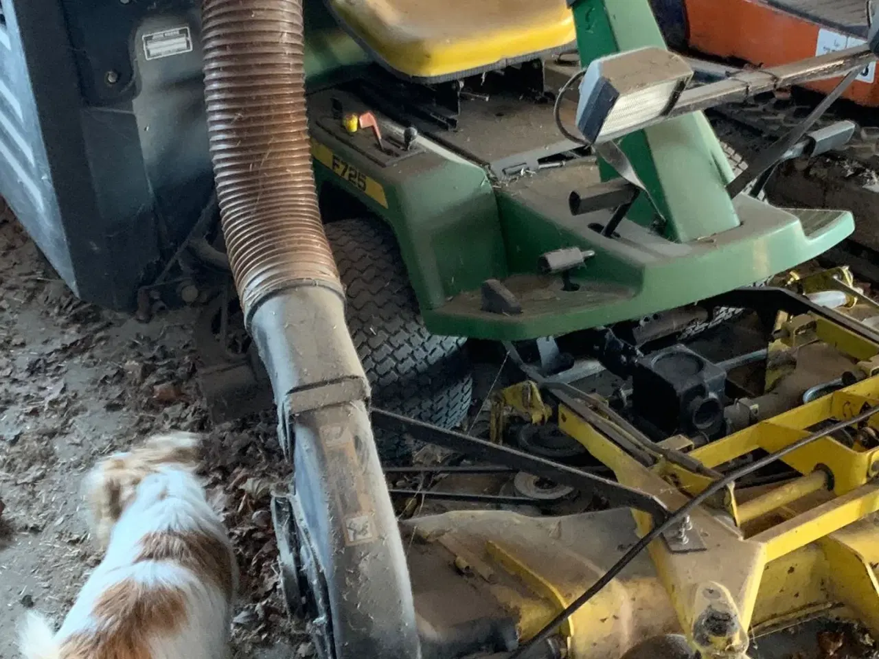 Billede 2 - John Deere F725 med komplet sugeanlæg og beholder