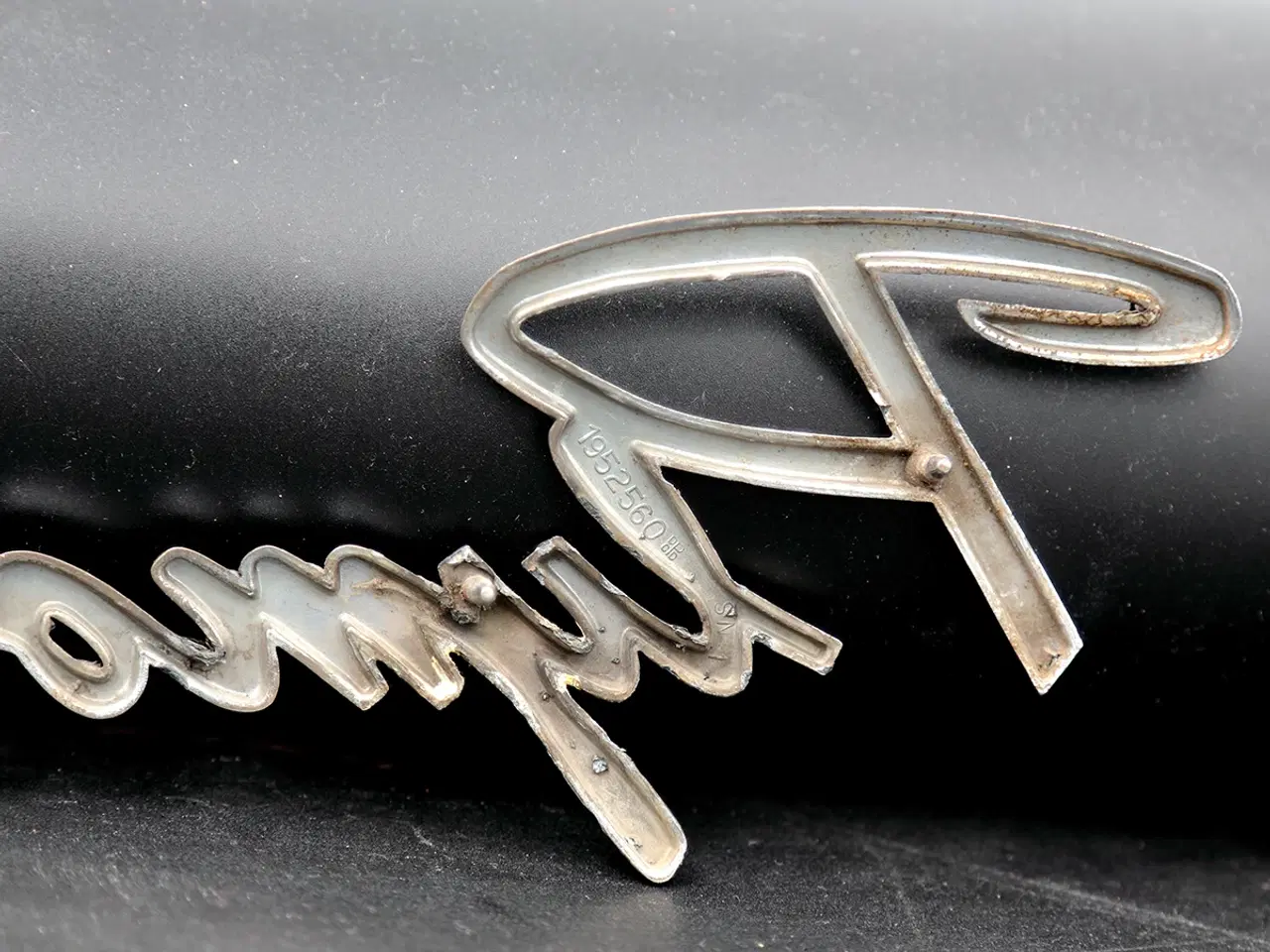 Billede 3 - 1960 Plymouth Belvedere Stationcar Bagklap Emblem