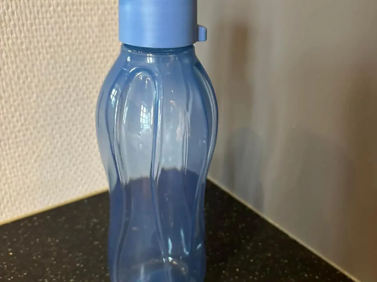 Billede 1 - Tupperware flaske