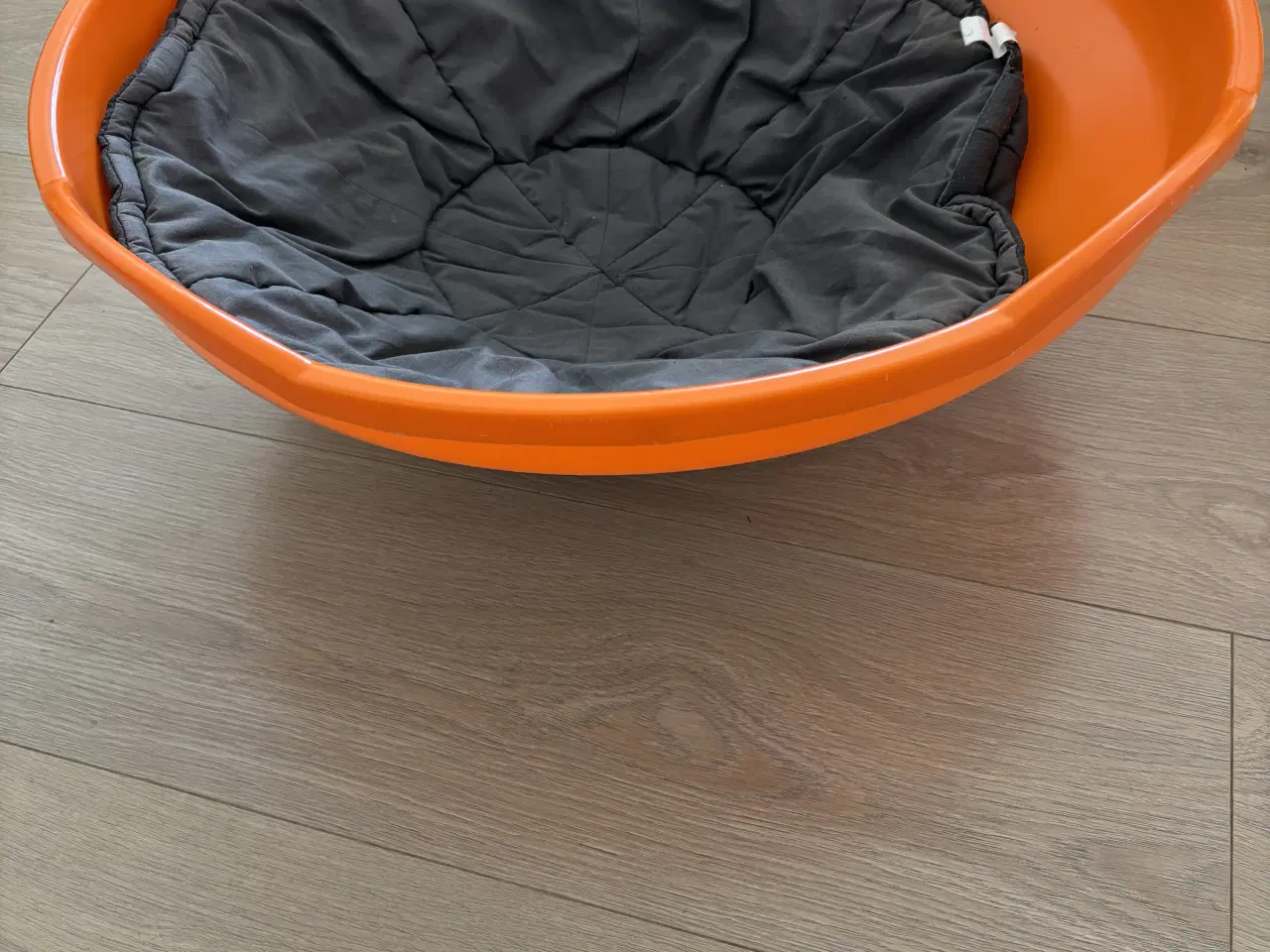 Billede 1 - Gonge tumletop i orange - inkl. pude