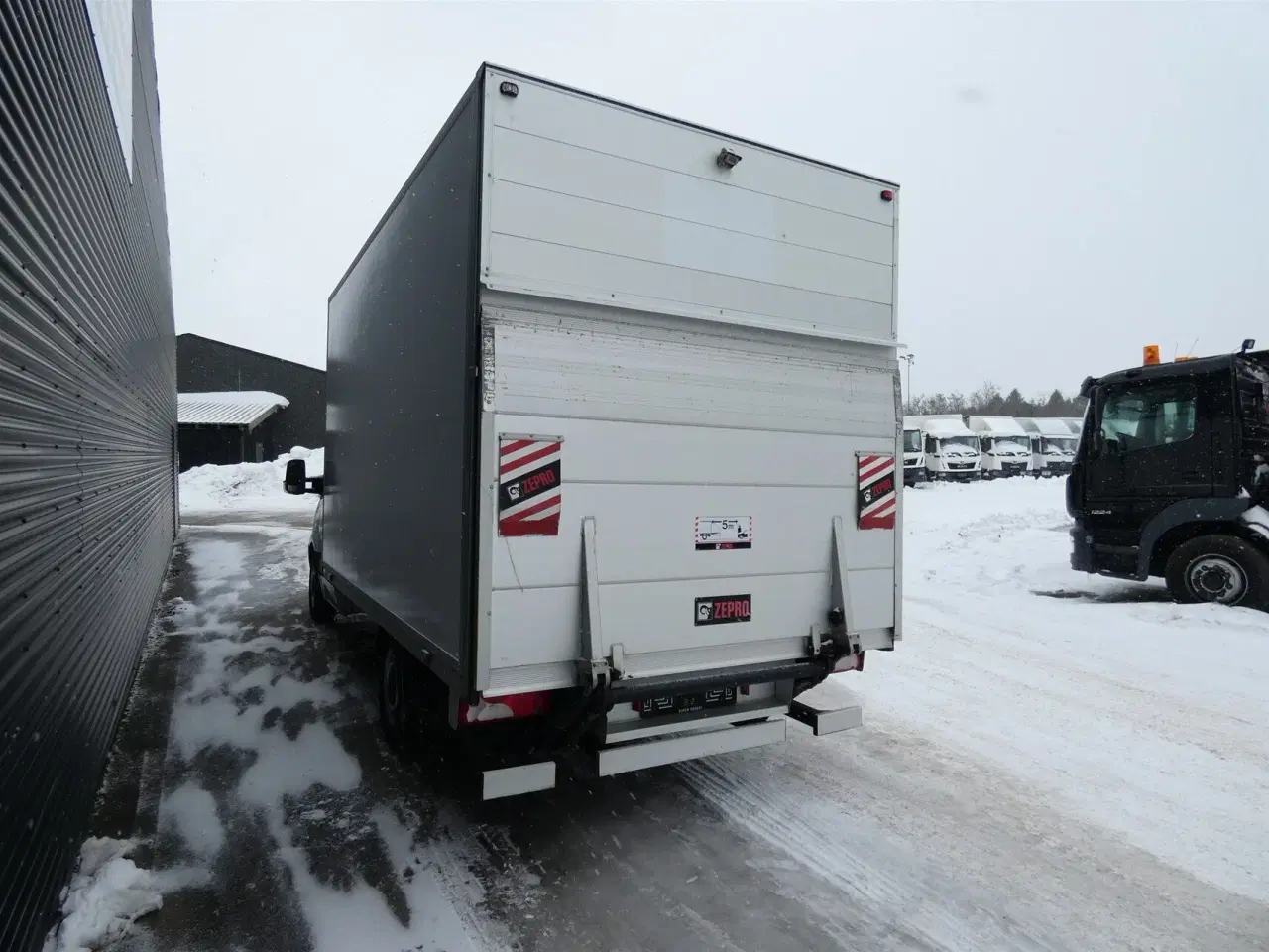 Billede 7 - Mercedes-Benz Sprinter 314 2,1 CDI A1 Alu kasse med lift 143HK Ladv./Chas. Aut.