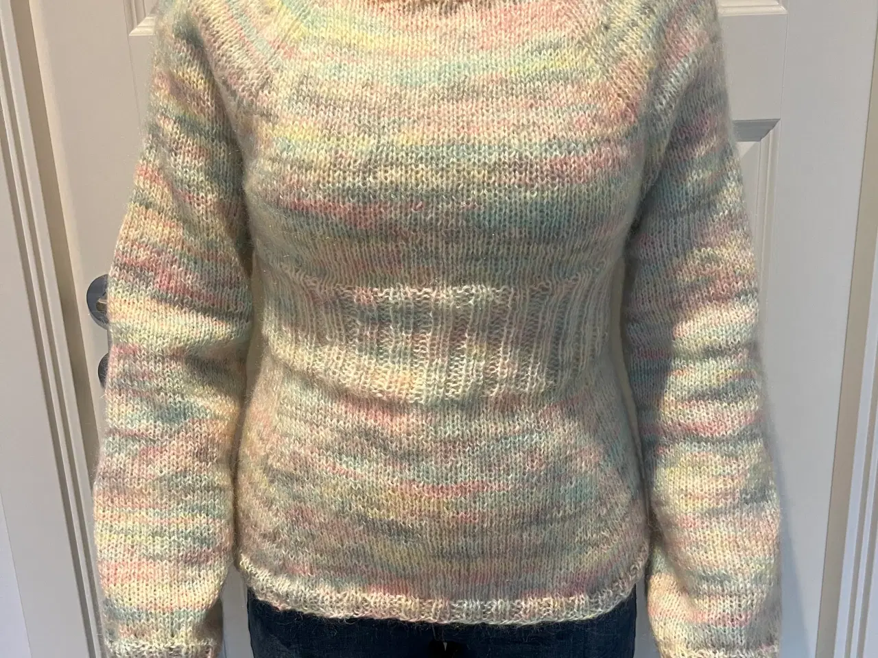 Billede 1 - Unik, ubrugt sweater