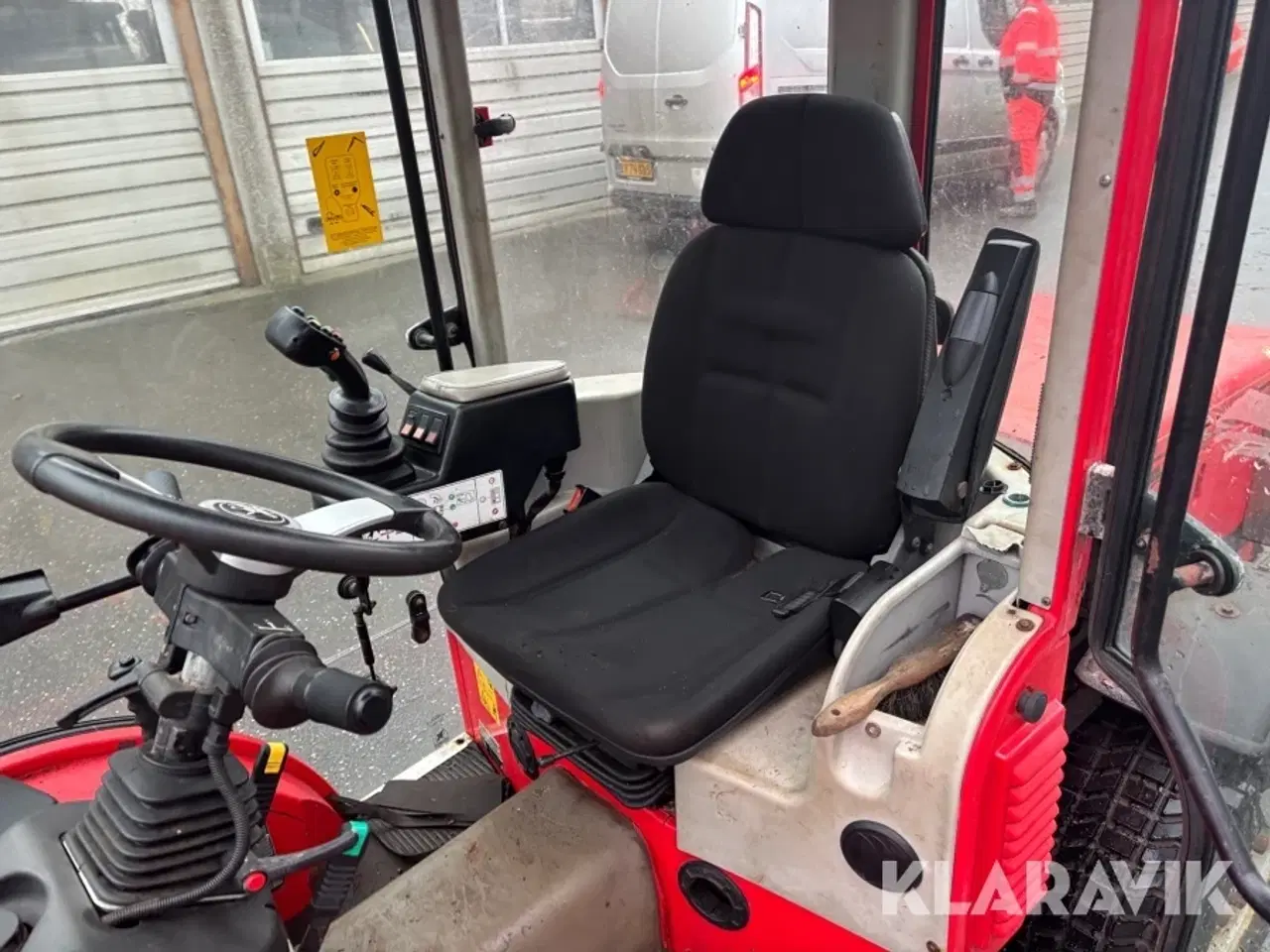 Billede 10 - Redskabsbærer Antonio Carraro SP 4000 med kost