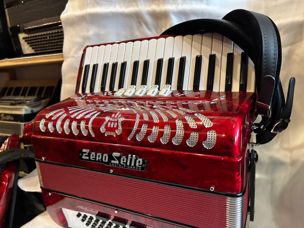 Billede 2 - Super fin ZEROZETTE pianoharmonika 