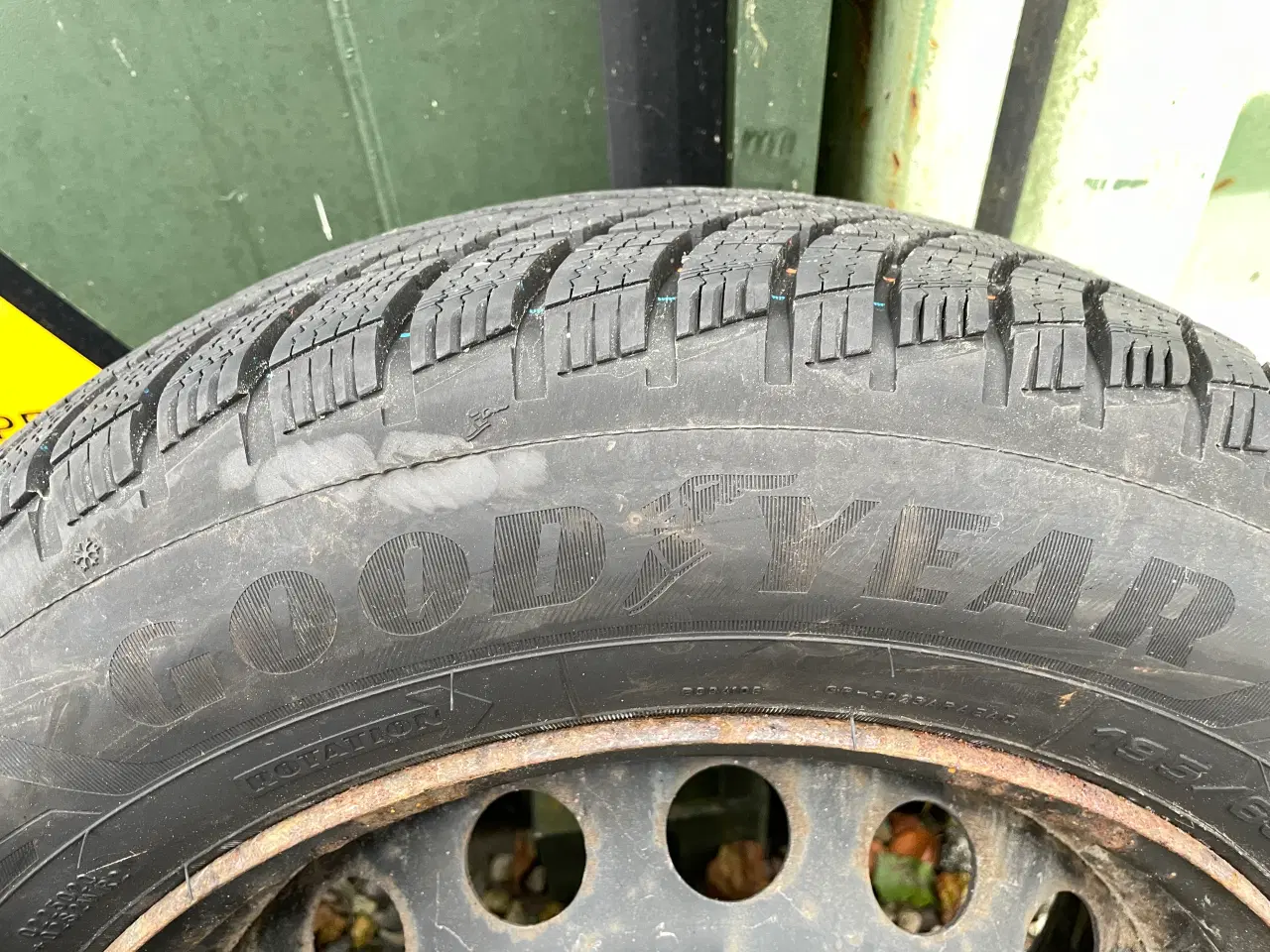 Billede 2 - Vinterdæk goodyear nye 4 stk