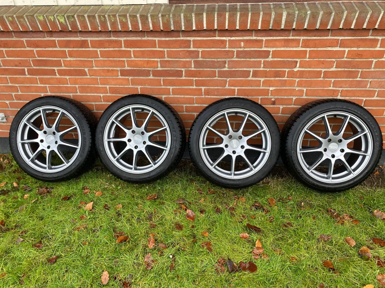 Billede 1 - 5x112 OZ Racing fælge med vinterdæk