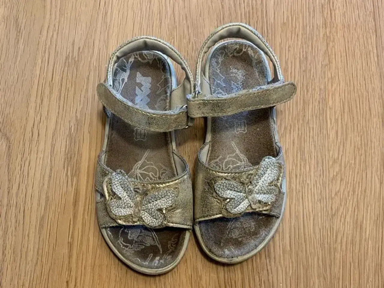 Billede 1 - iMac sandaler i gul/sølv str. 29
