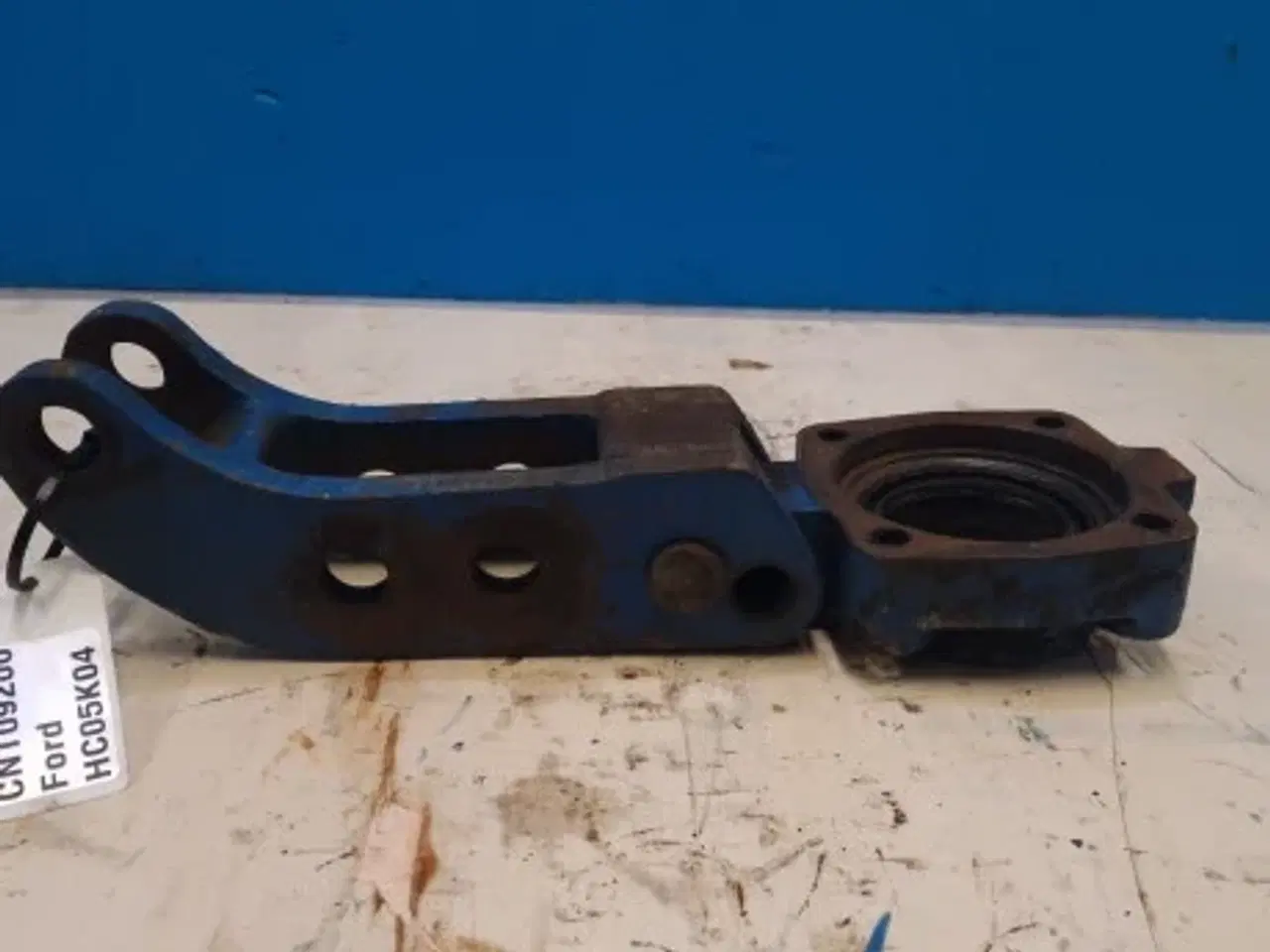 Billede 10 - Ford 7710 Topstang Beslag D3NNN759A