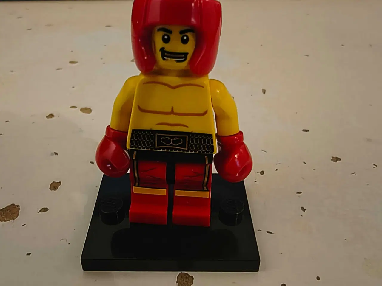 Billede 1 - LEGO Minifigures, Serie 5: Boxer / Bokser (8815)