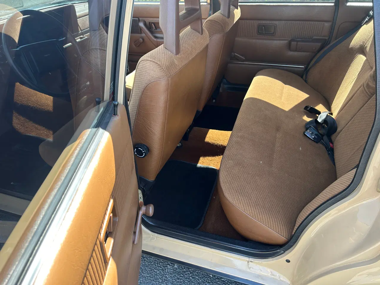 Billede 14 - Volvo 240 GL Aut årg 1984