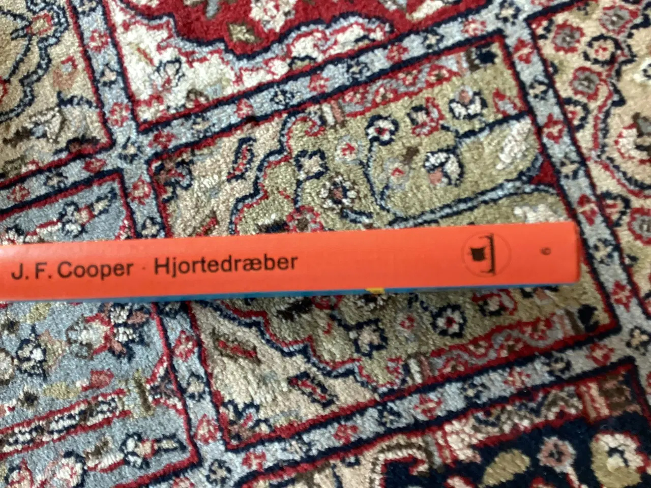 Billede 3 - Bind6 i Gyldendals udødlige” Hjortedræber”