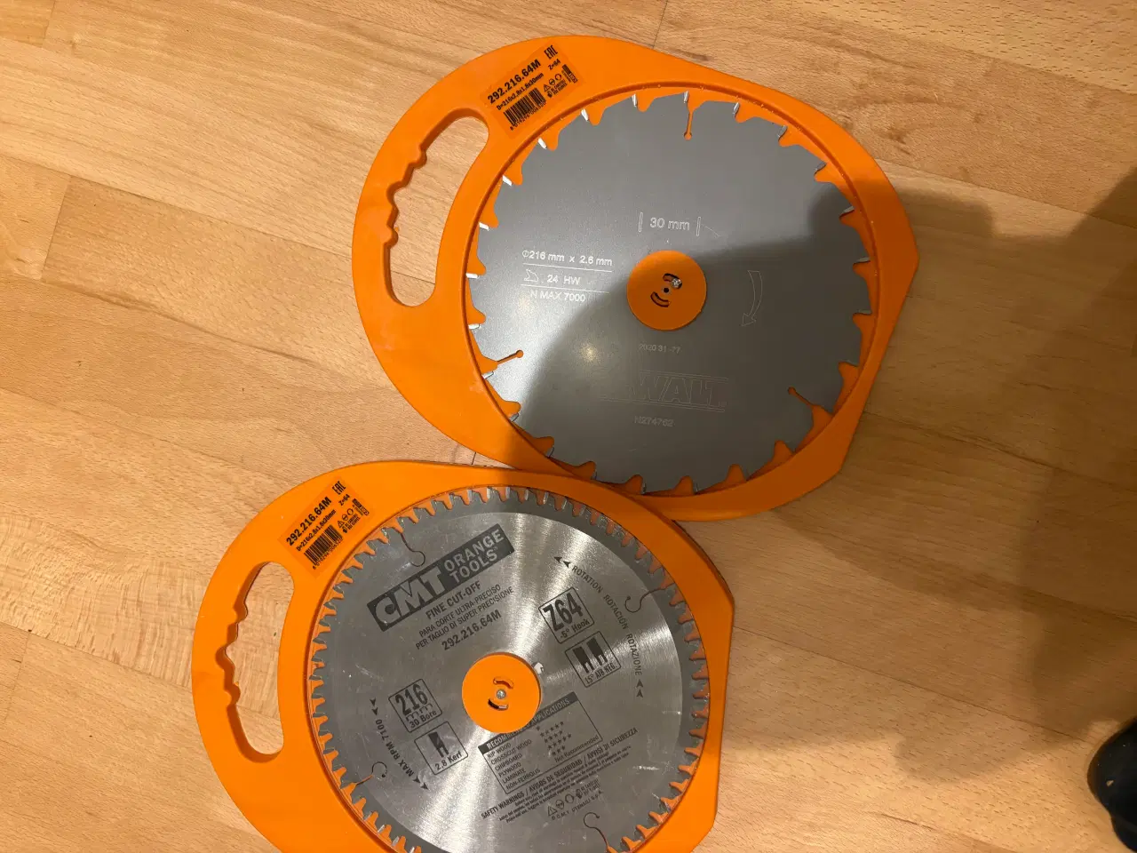 Billede 3 - DeWalt kap-/geringssav  med arbejdsbord