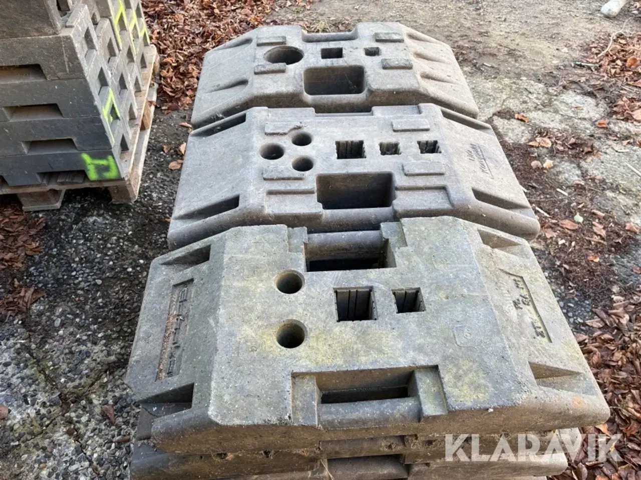 Billede 4 - Skiltefødder Unikompak 18 styk