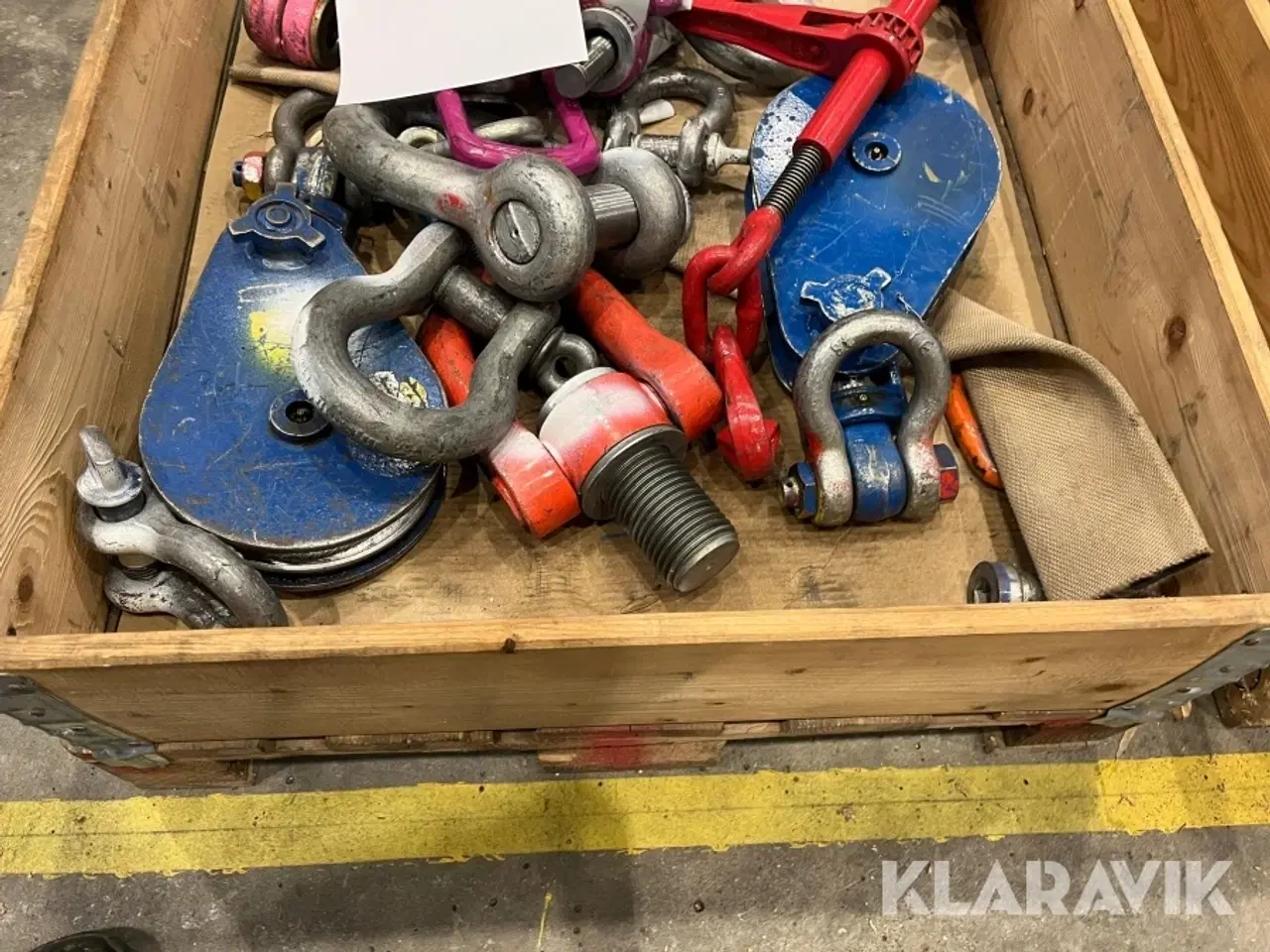 Billede 10 - Kasteblokke og svirveløjebolte 4 paller
