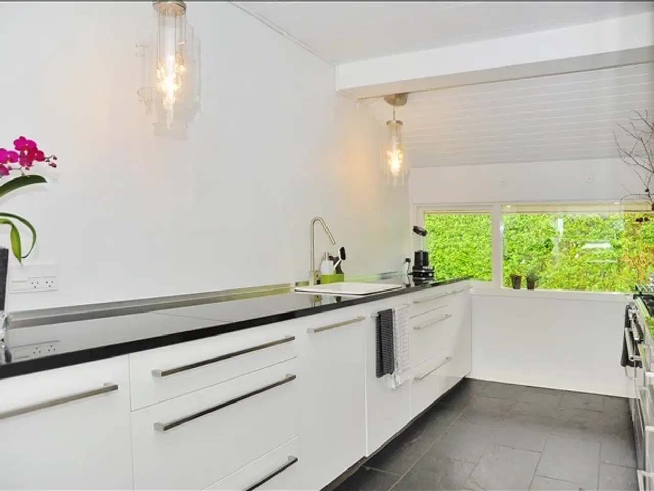 Billede 1 - Bordplade i granit - Nero Assoluto