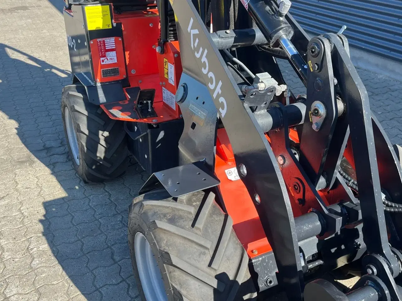 Billede 15 - Kubota RT100-2 med skovl og gafler kun kørt 113T