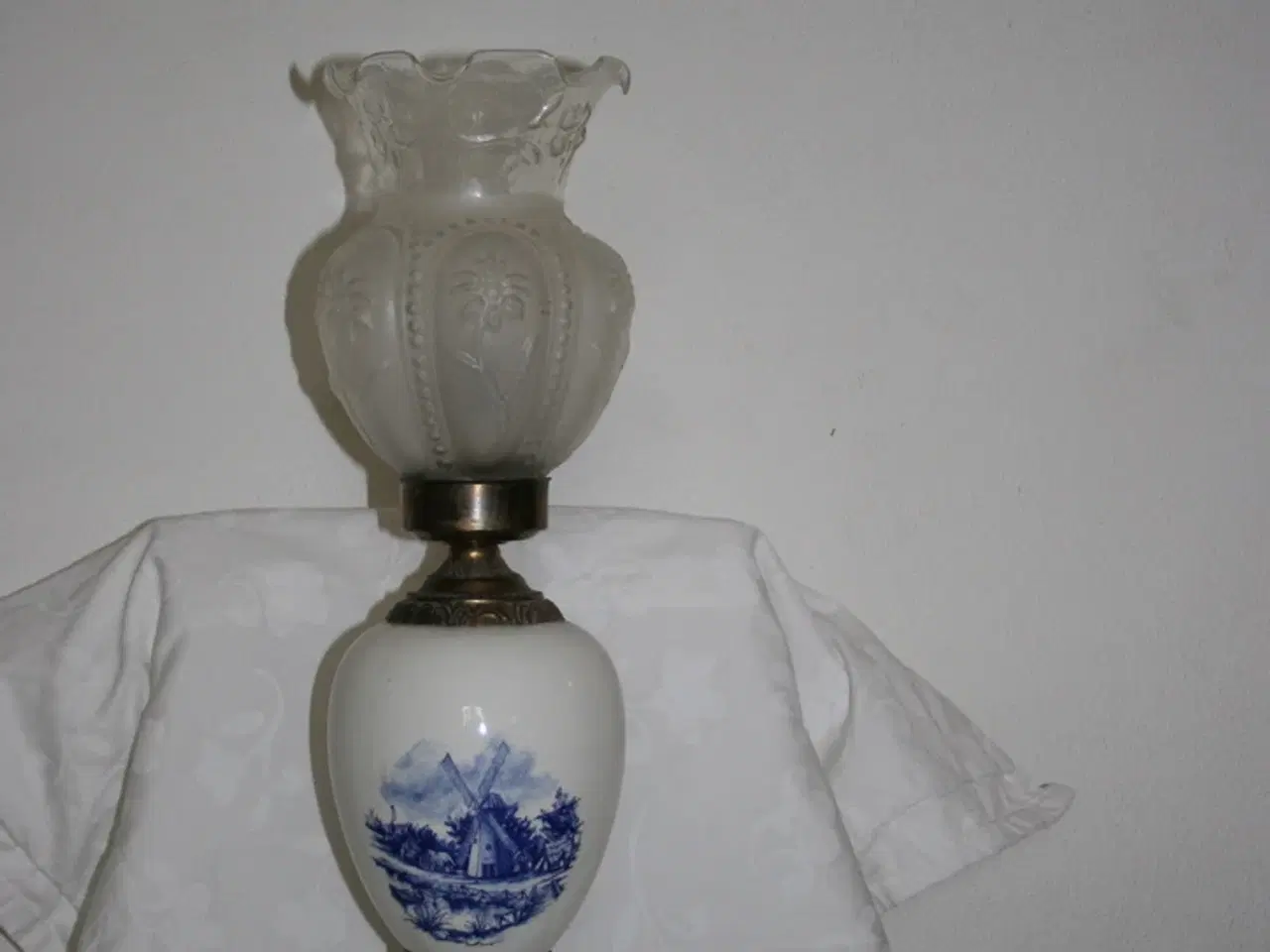Billede 1 - Antik lampe sælges