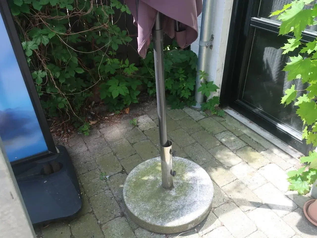 Billede 2 - Parasol med fod