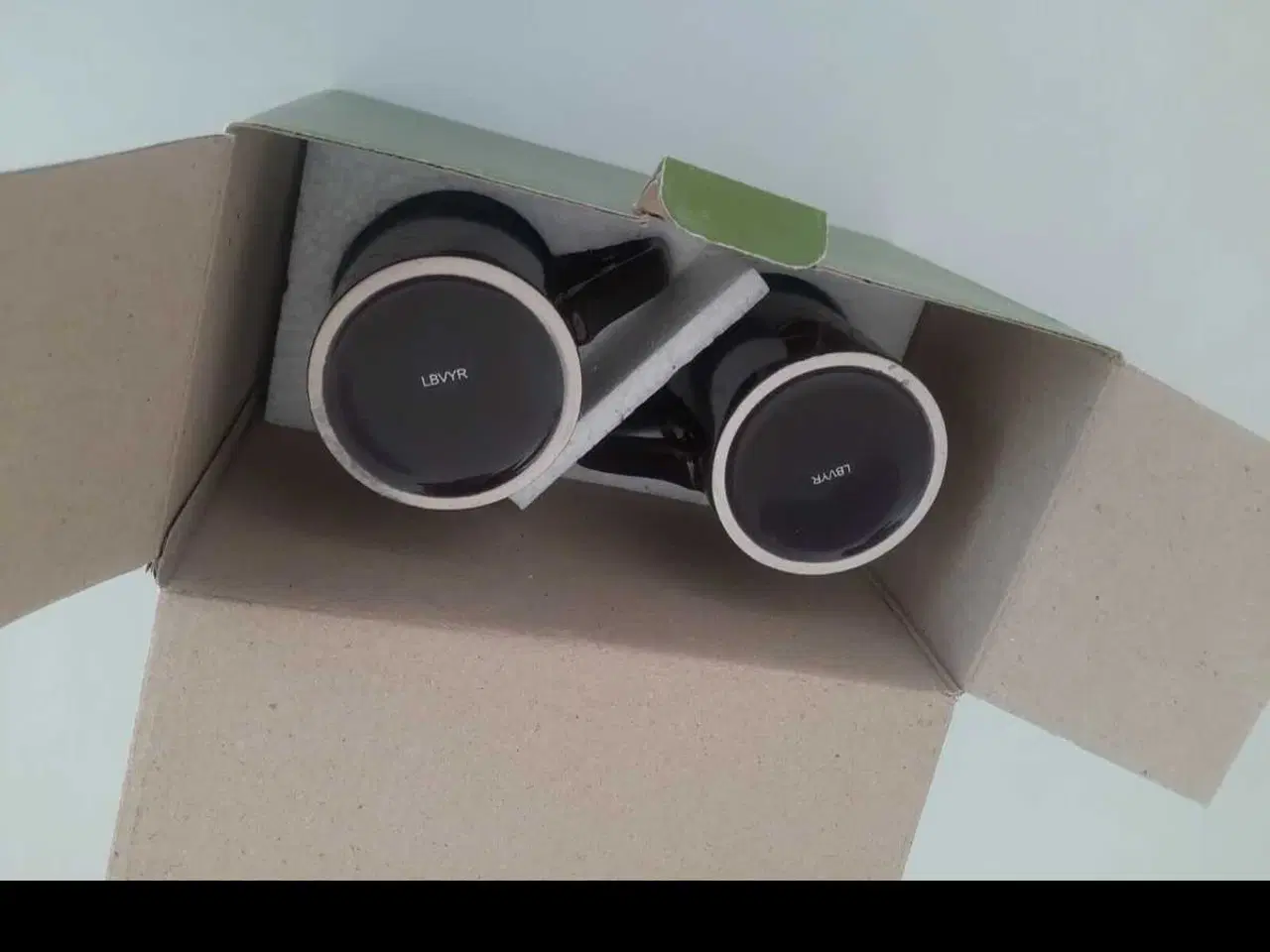 Billede 3 - 12 stk lilla fine kopper med guldmønster