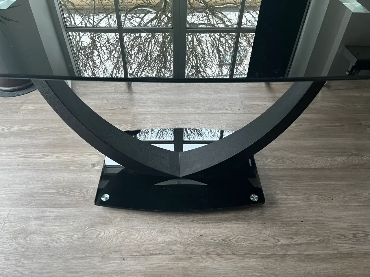 Billede 4 - Flot sort glasbord med eller uden stole