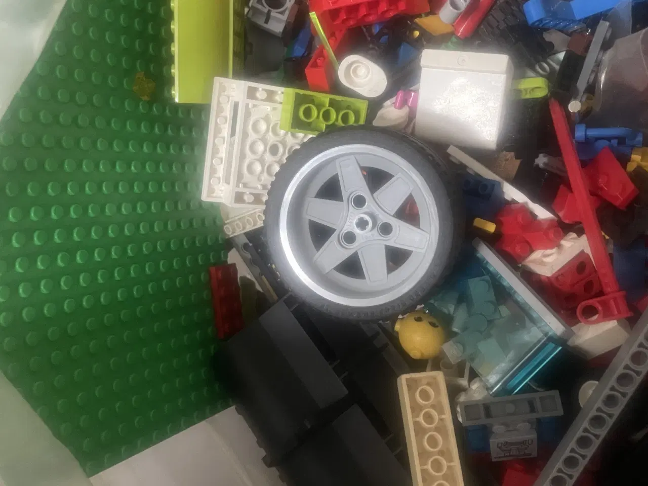 Billede 1 - Sæk med 8,8 kg blandet Lego 