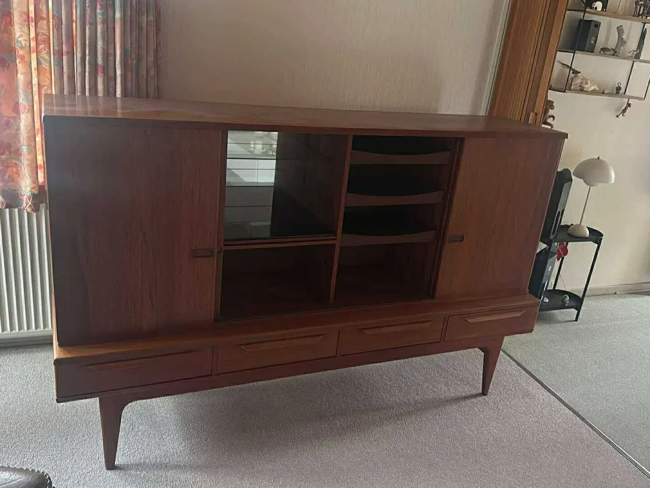 Billede 1 - Skænk i træ