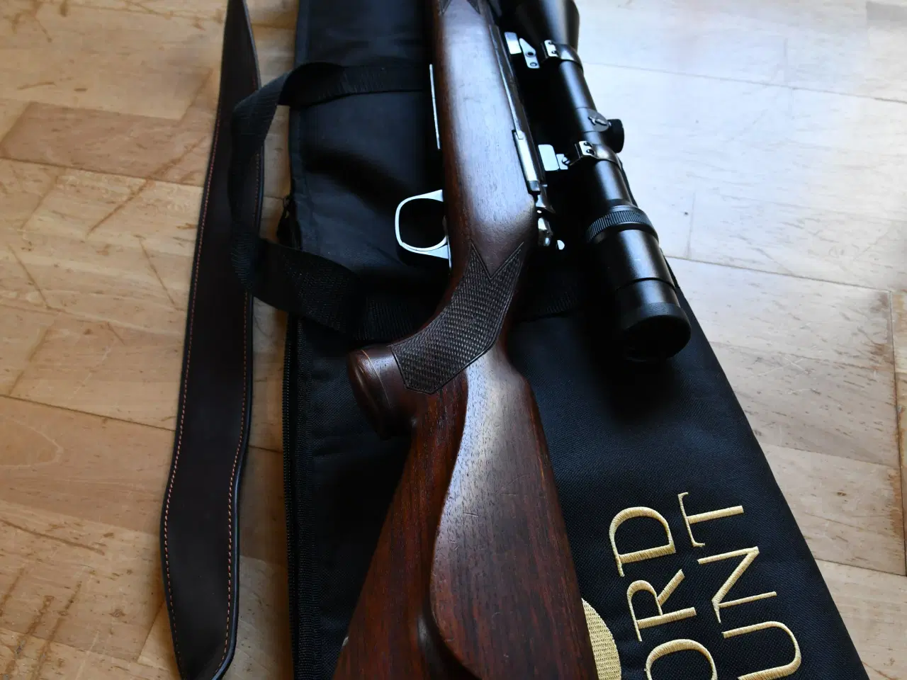 Billede 2 - Schultz og Larsen riffel, Ikonisk riffel m60 3714