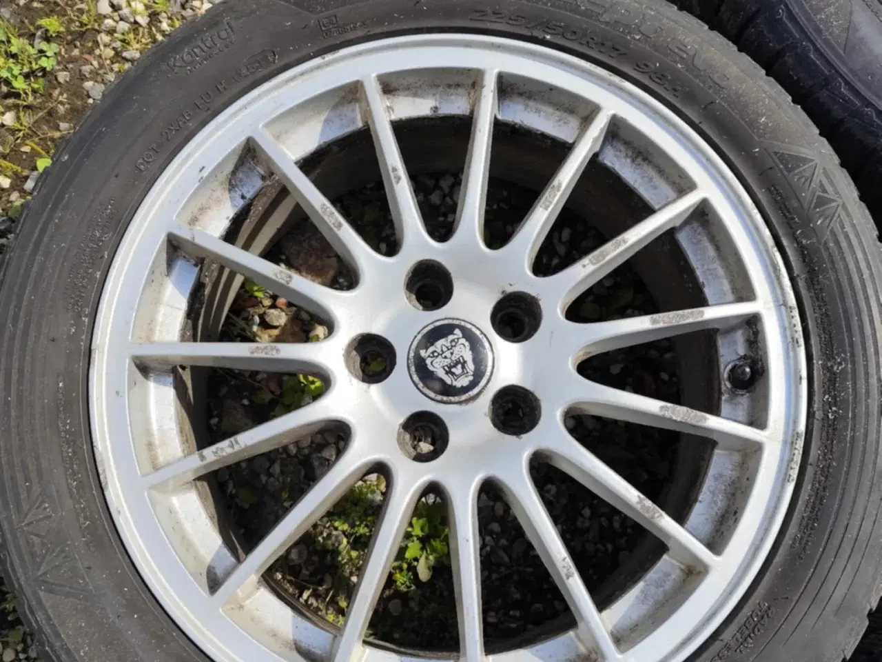 Billede 4 - Jaguar alufælge med vinterdæk