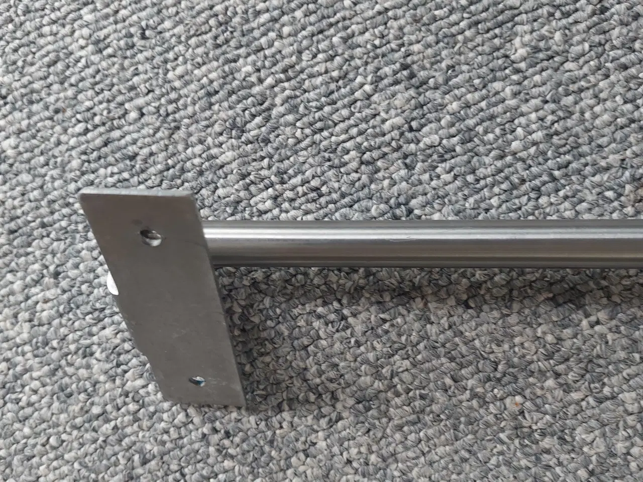 Billede 4 - Håndklædestænger metal sølvfarve ny 