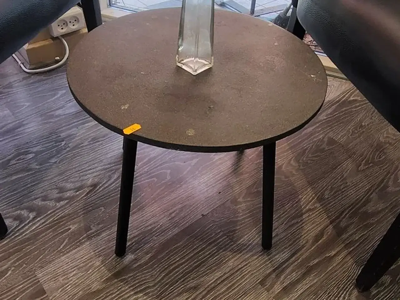 Billede 3 - Lille bord og to stole