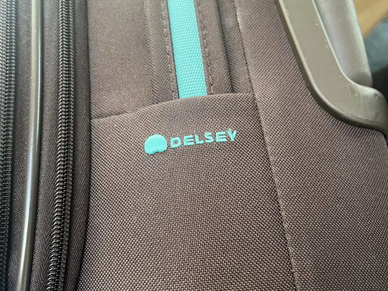 Billede 4 - Delsey kuffert